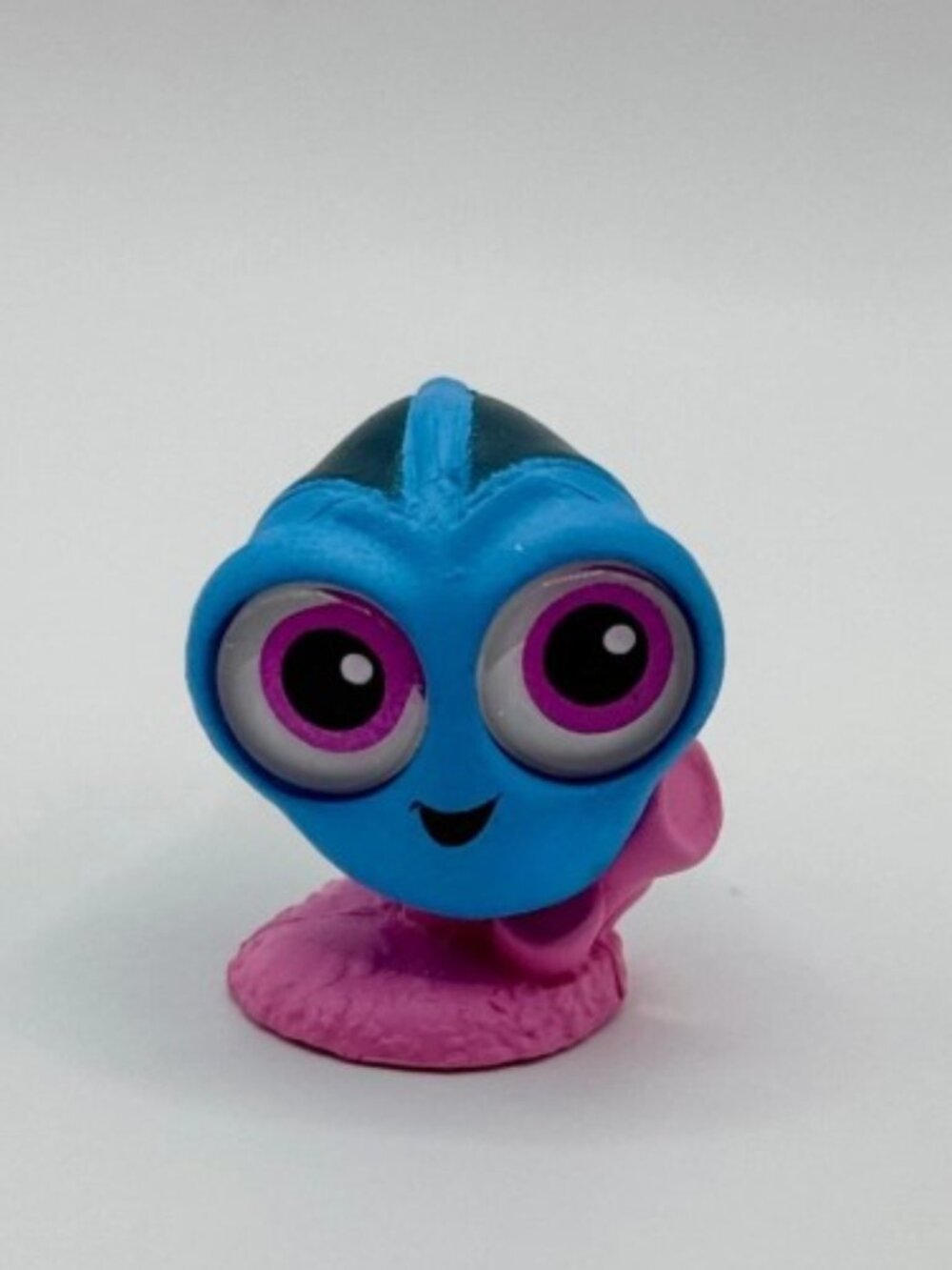 ULTRA RARE Remember When Series Baby Dory Finding Nemo Disney Doorable